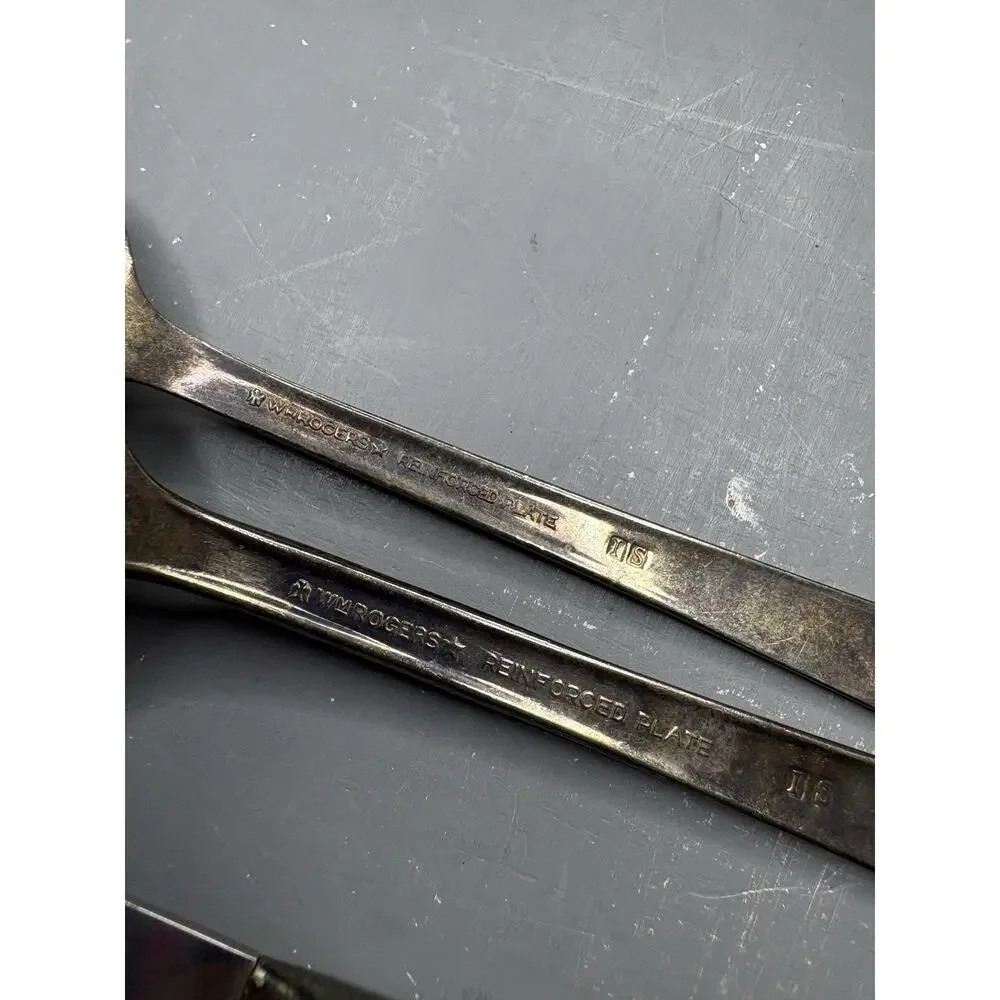 Vintage Wm Rogers Floral Silverplate Flatware Set of 3 Knife Fork Spoon IS